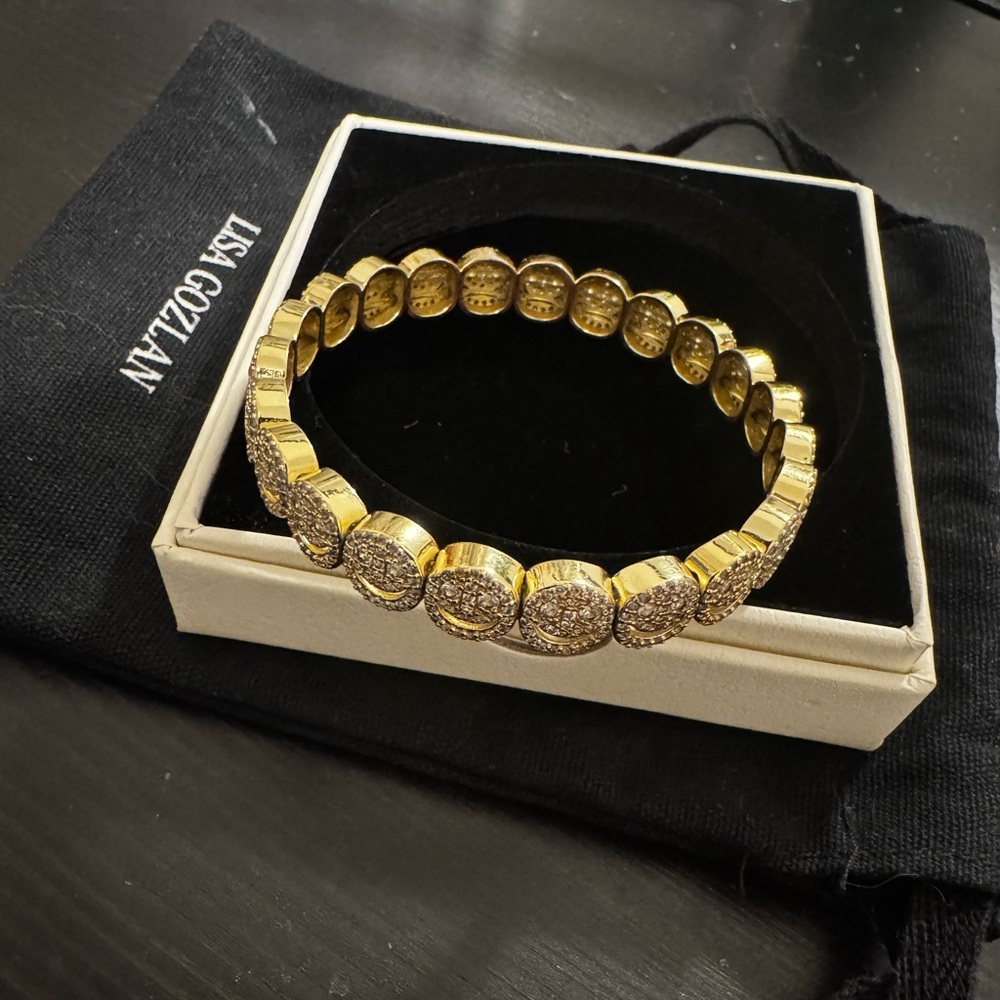 Lisa Gozlan - The Pavé Smiley Bracelet